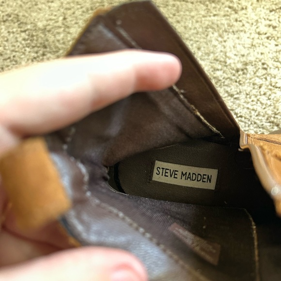 Steve Madden Women's Coletta Lug-Sole Buckle Booties Size 7.5 Brown Leather Fall - Picture 4 of 10